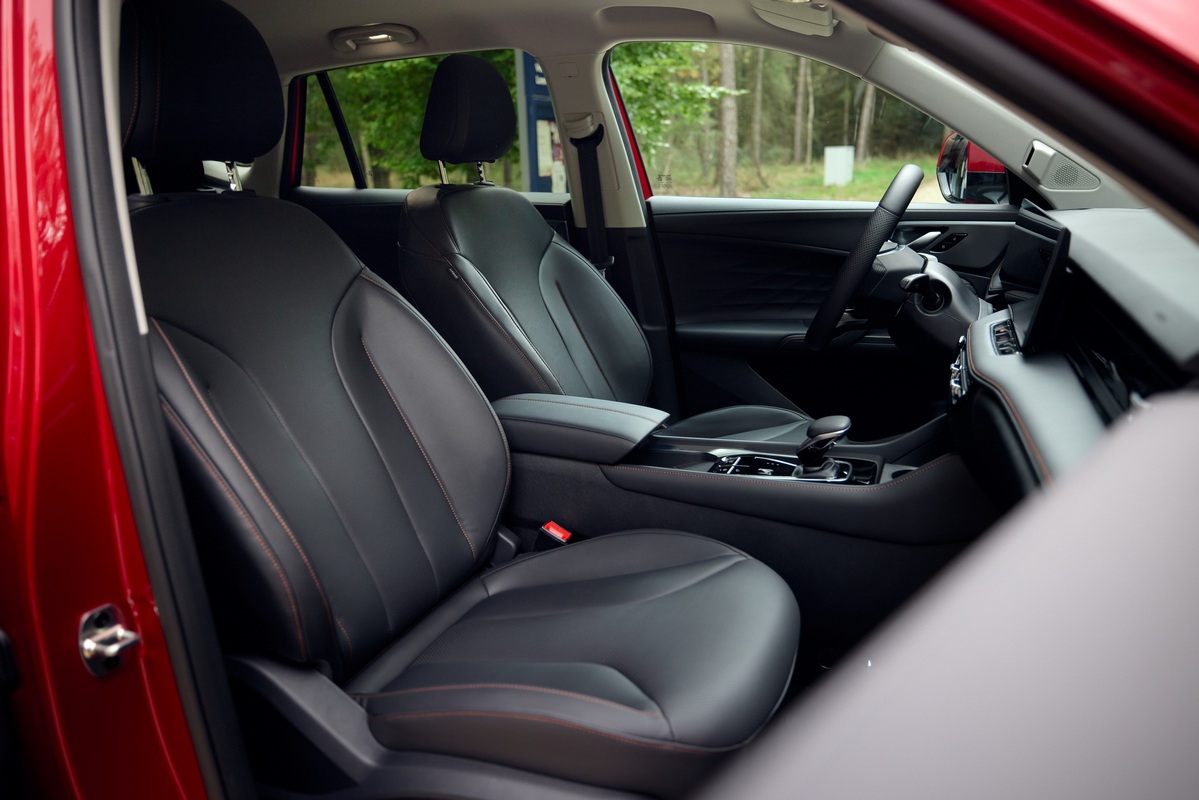hs-phev-int2